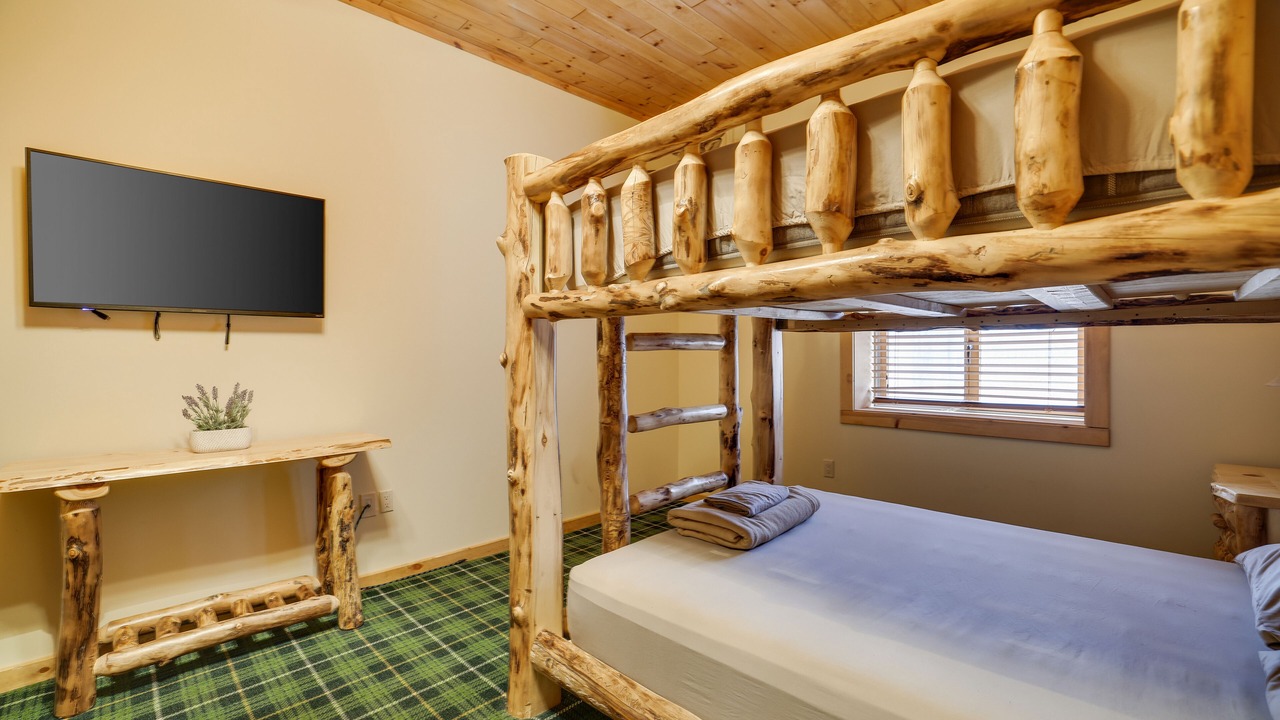 Photo of Bedroom in Tannersville