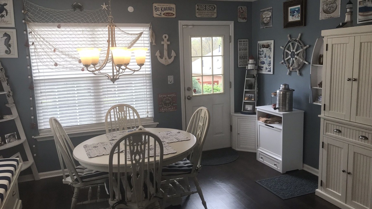 Photo of Bedroom in Evans