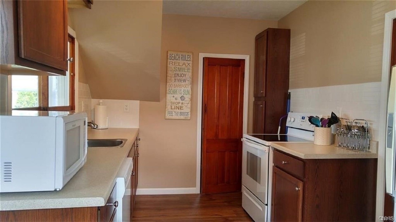 Photo of Kitchen in Sylvan Beach