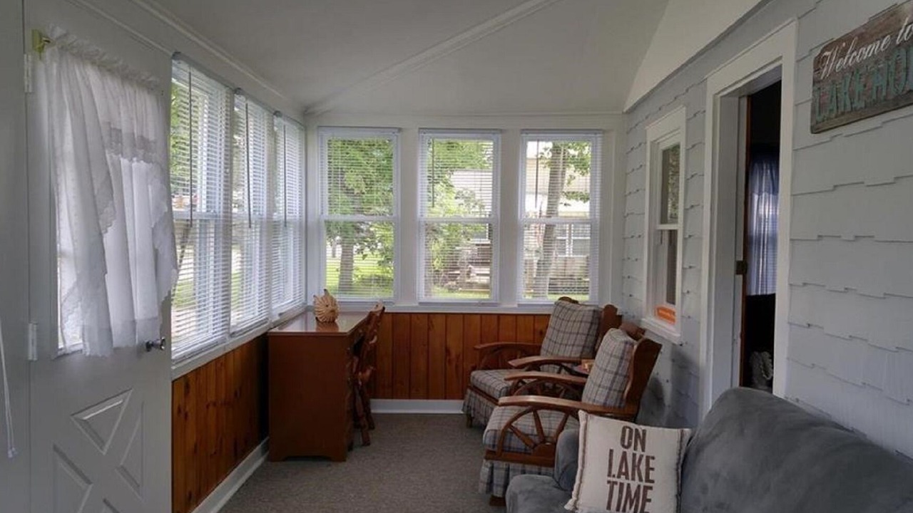 Photo of Livingroom in Sylvan Beach