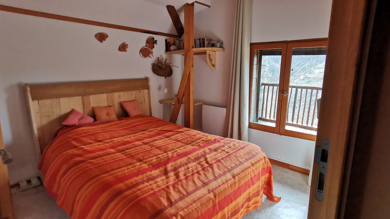 Photo of Bedroom in Moulis