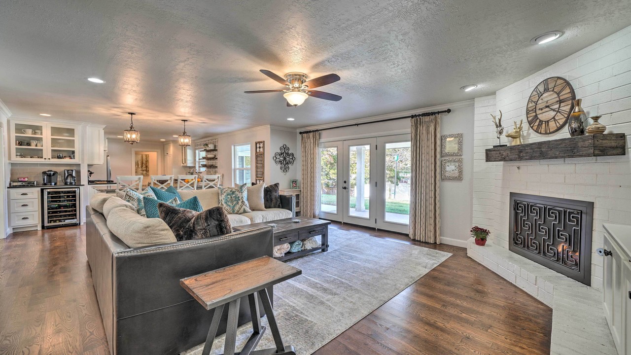 Photo of Livingroom in Oklahoma City