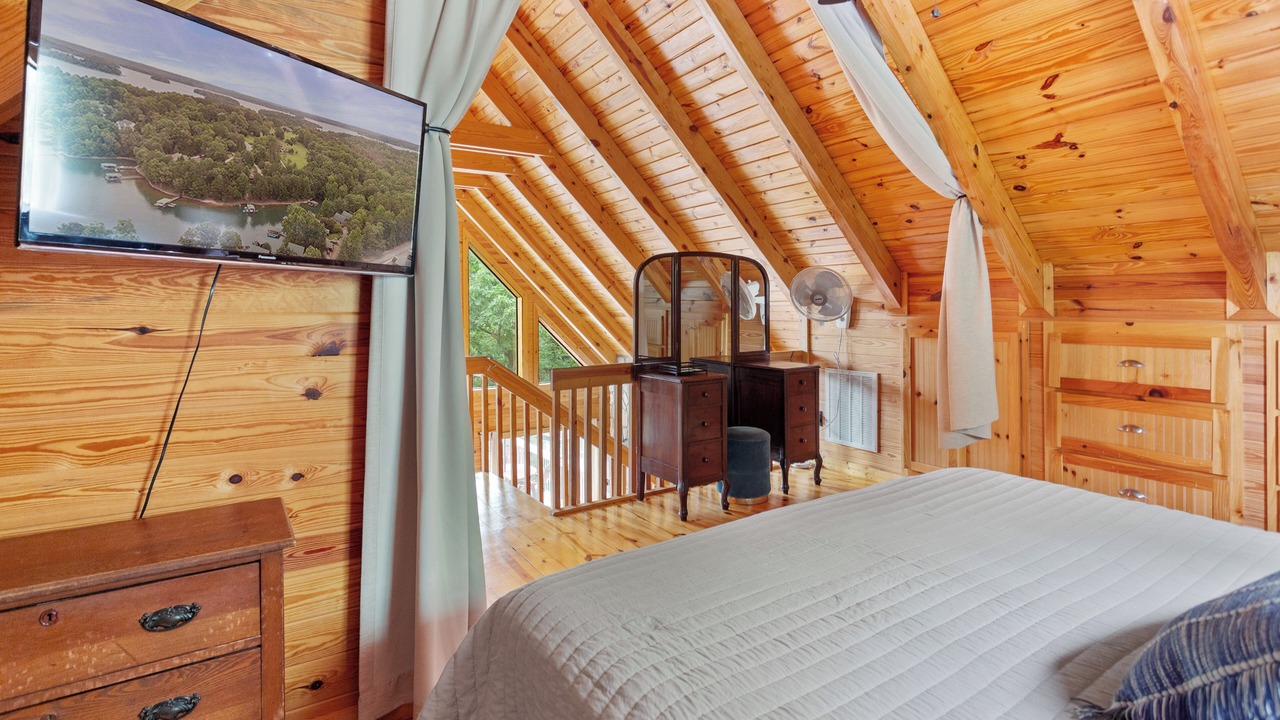 Photo of Bedroom in Seneca