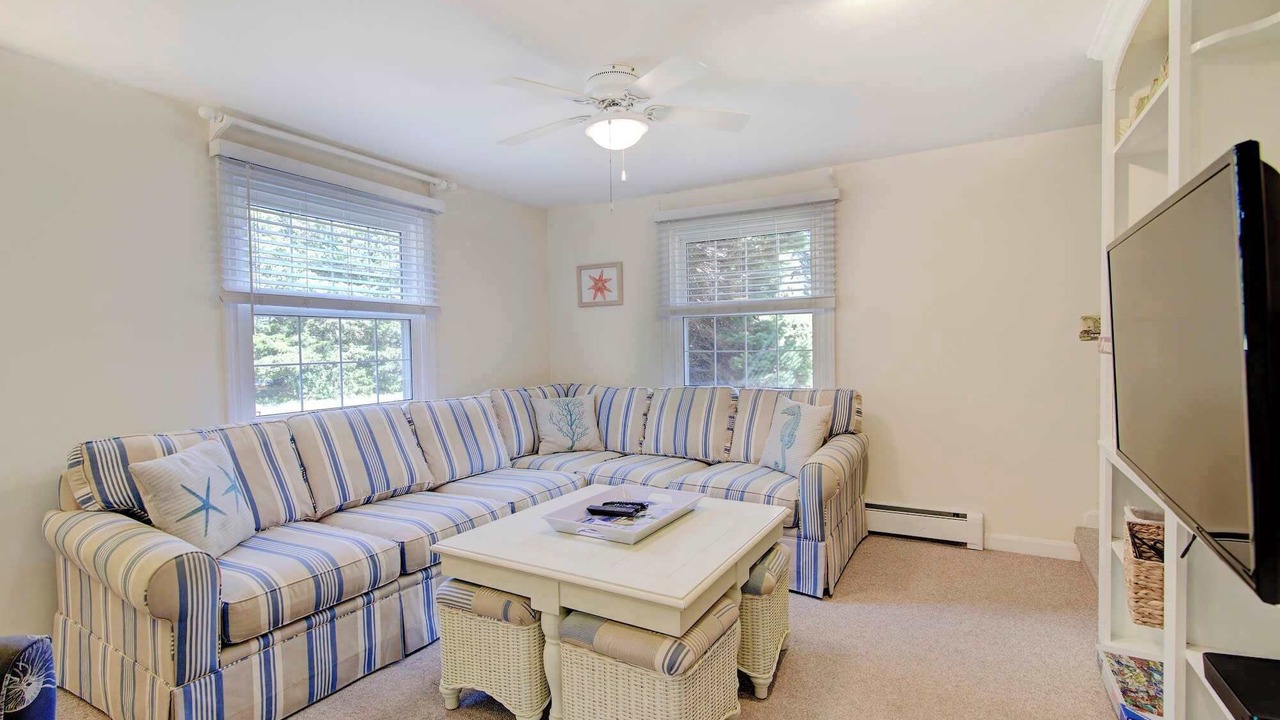 Photo of Livingroom in East Orleans