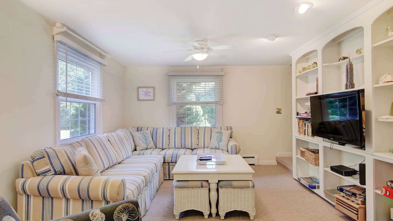 Photo of Livingroom in East Orleans