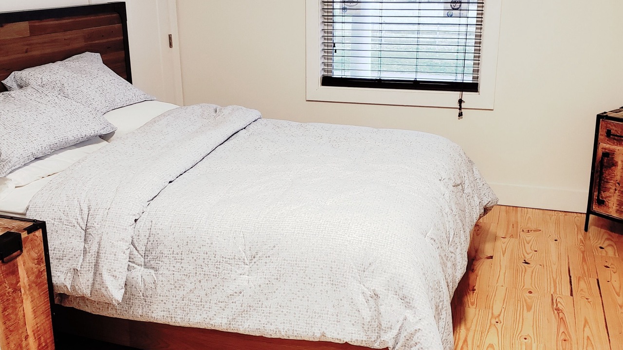 Photo of Bedroom in Cobden