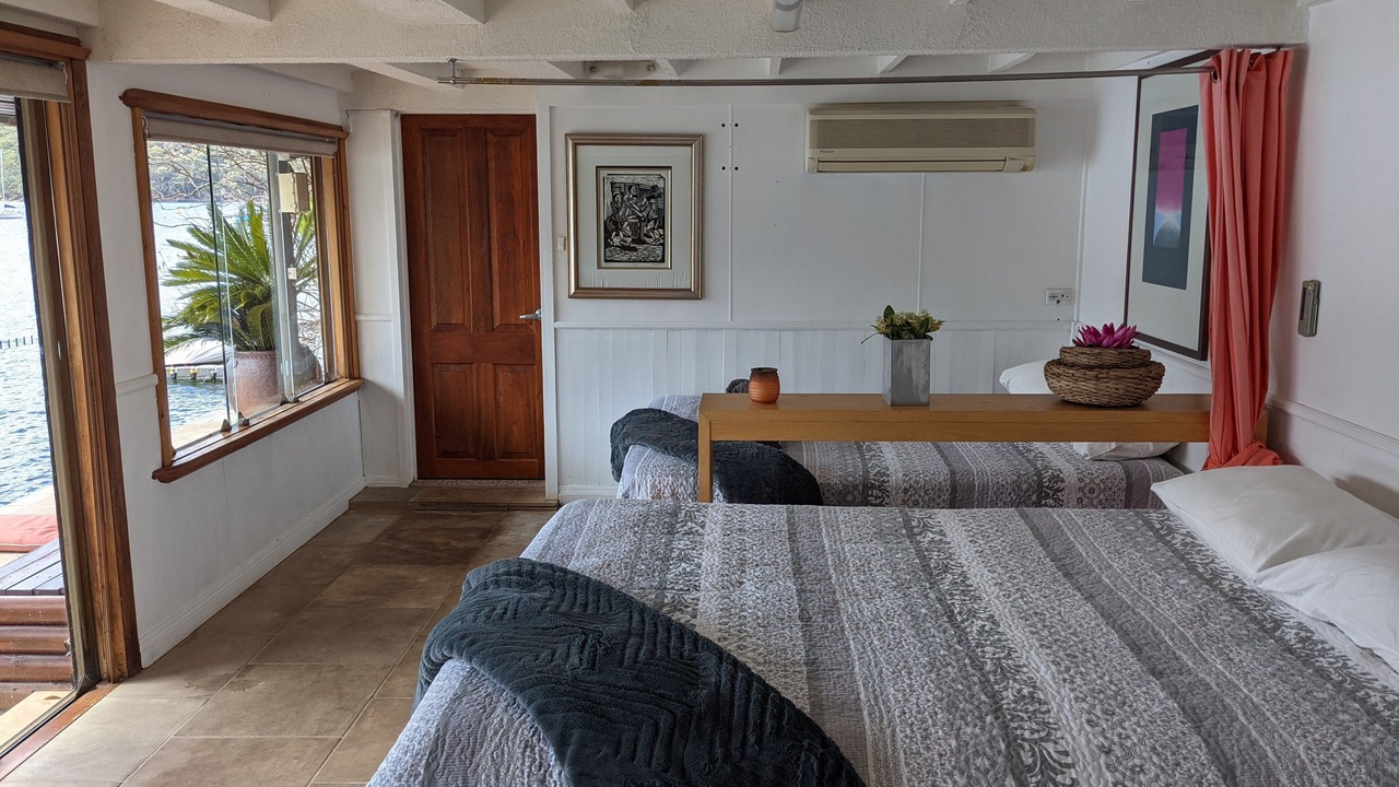 Photo of Bedroom in Cottage Point