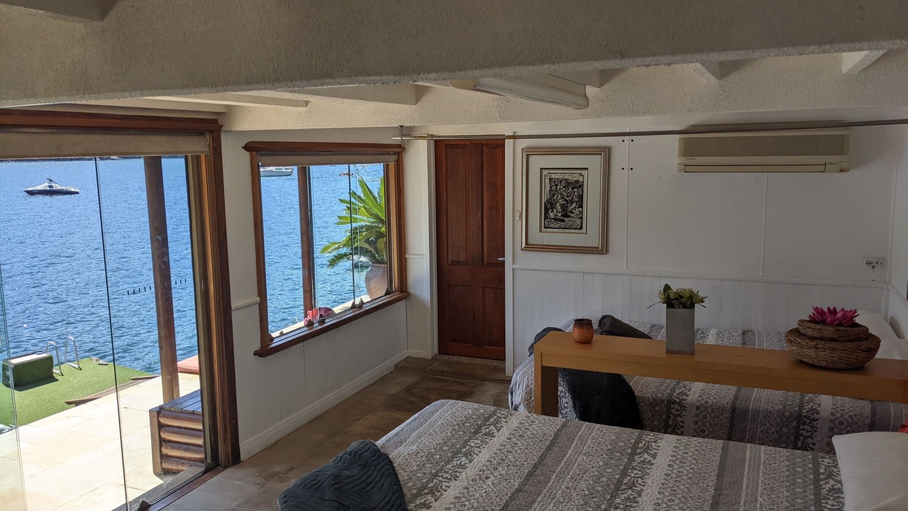 Photo of Bedroom in Cottage Point