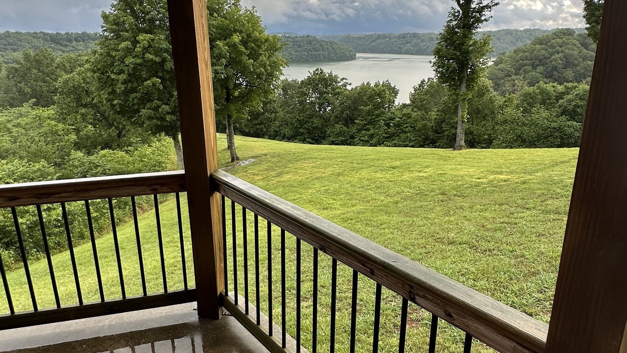 Photo of Outdoor in Byrdstown