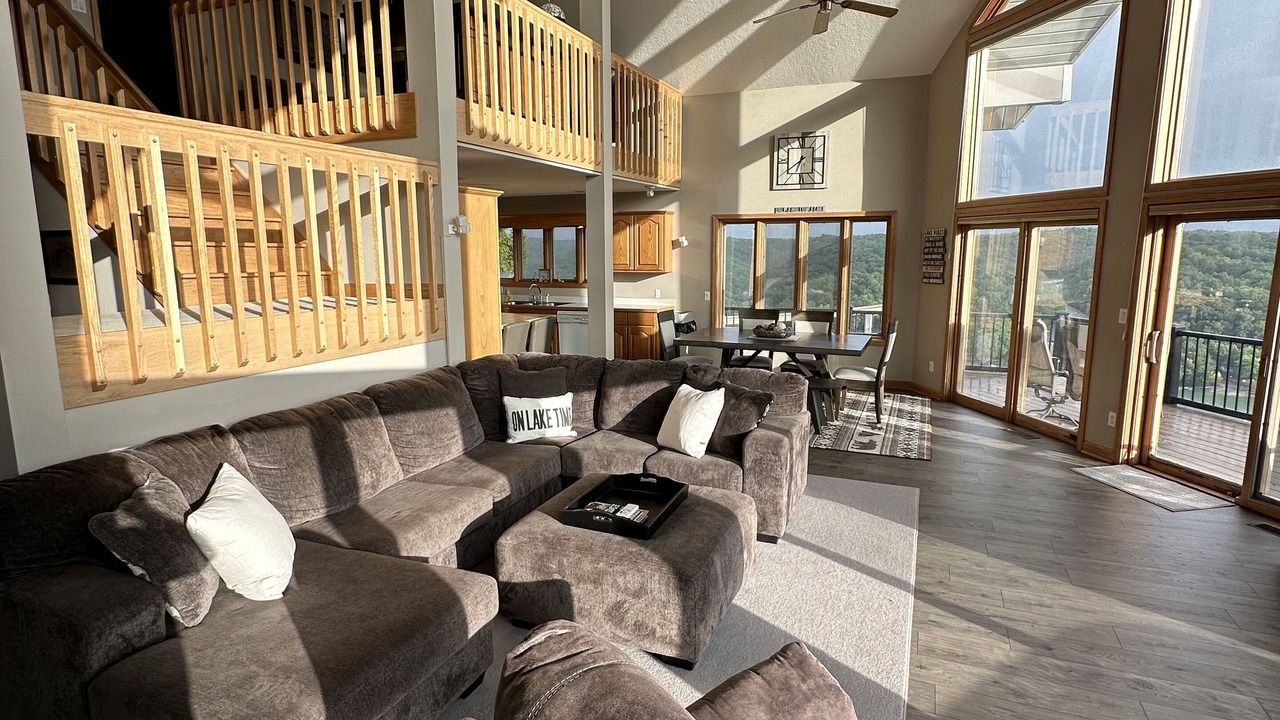 Photo of Livingroom in Byrdstown