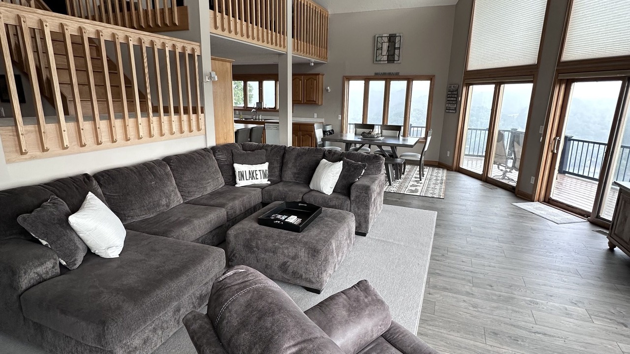 Photo of Livingroom in Byrdstown