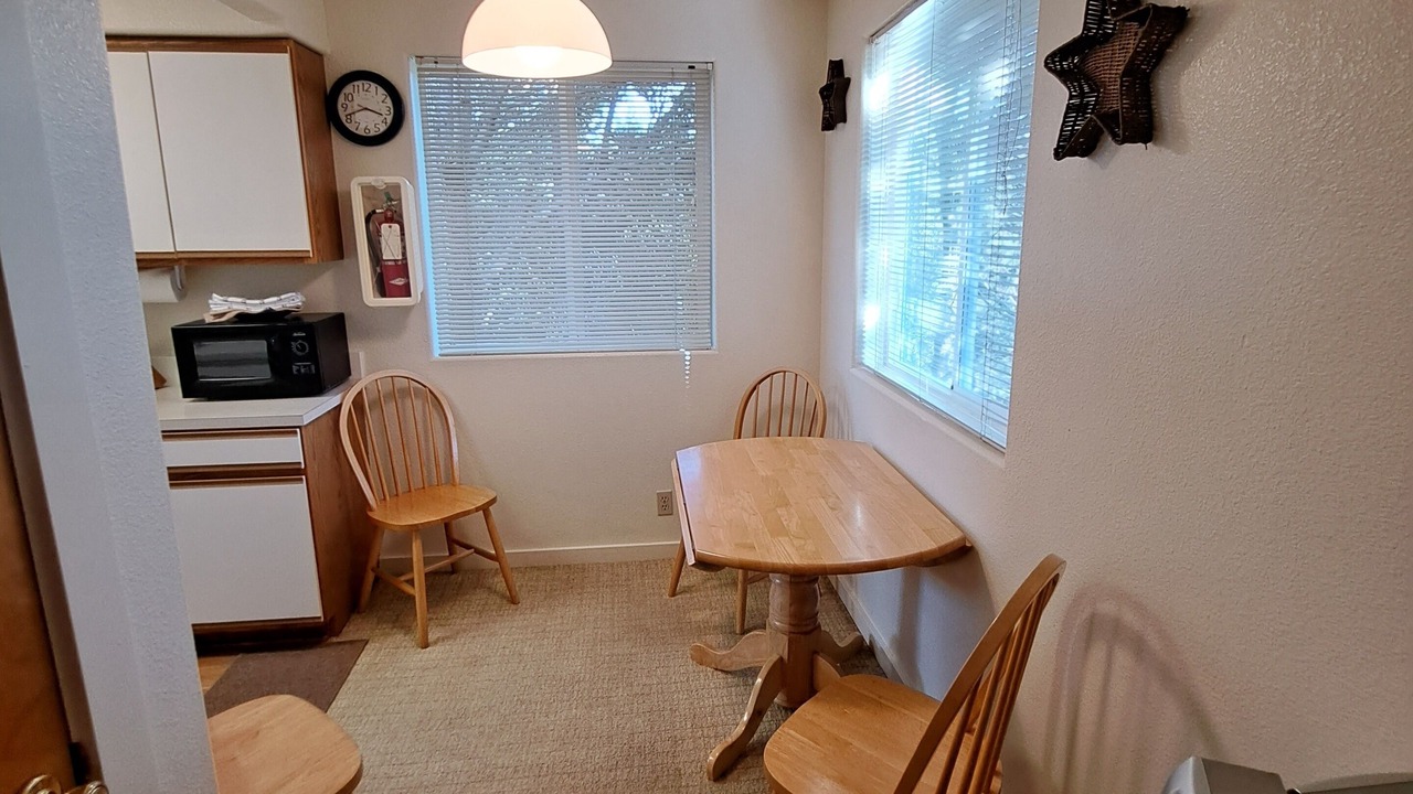 Photo of Bedroom in Waldport