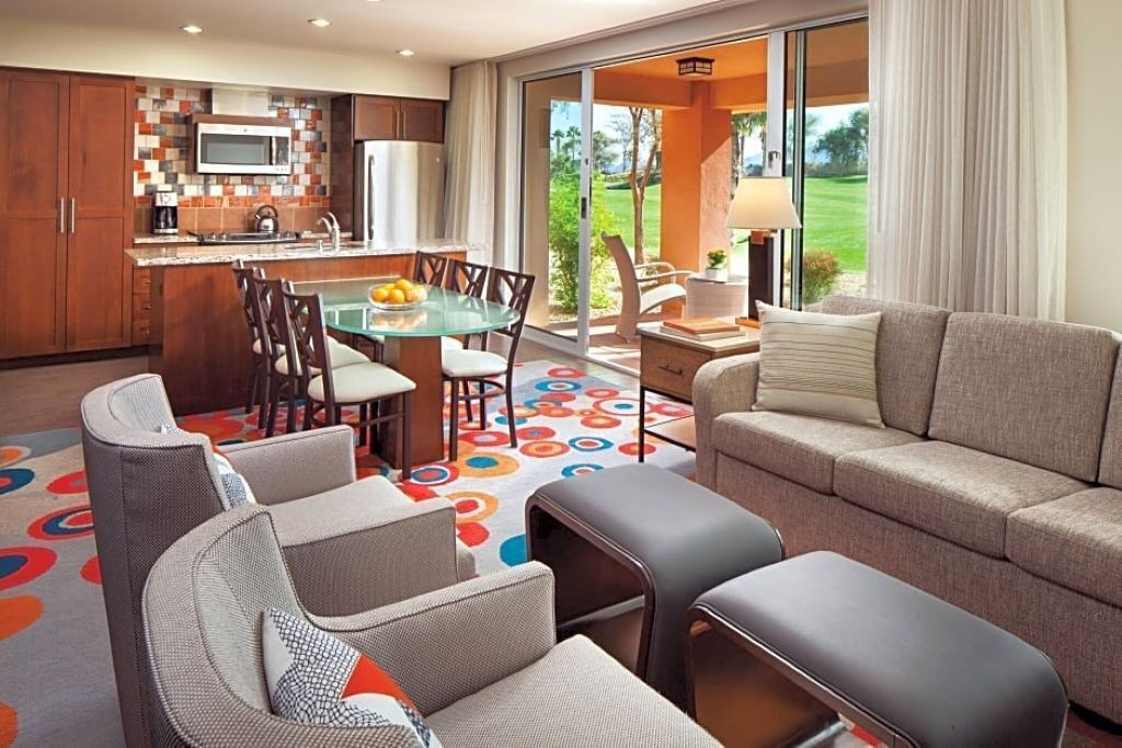 Photo of Livingroom in Palm Desert