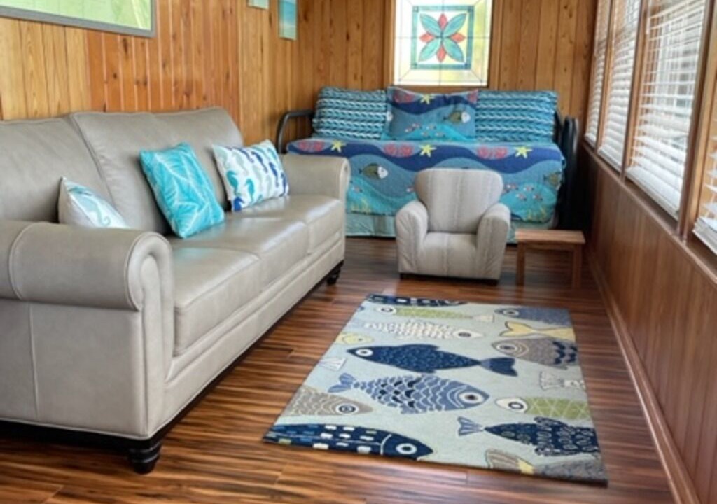 Photo of Livingroom in Alligator Point