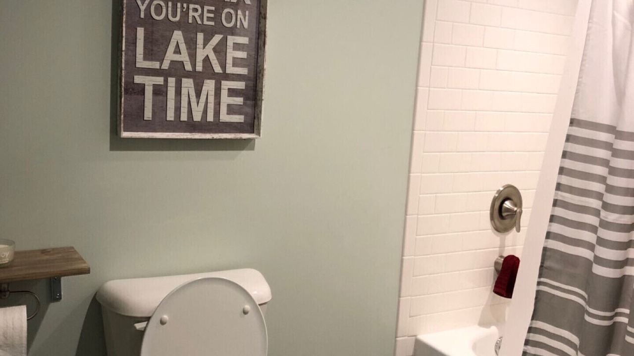 Photo of Bathroom in Port Franks