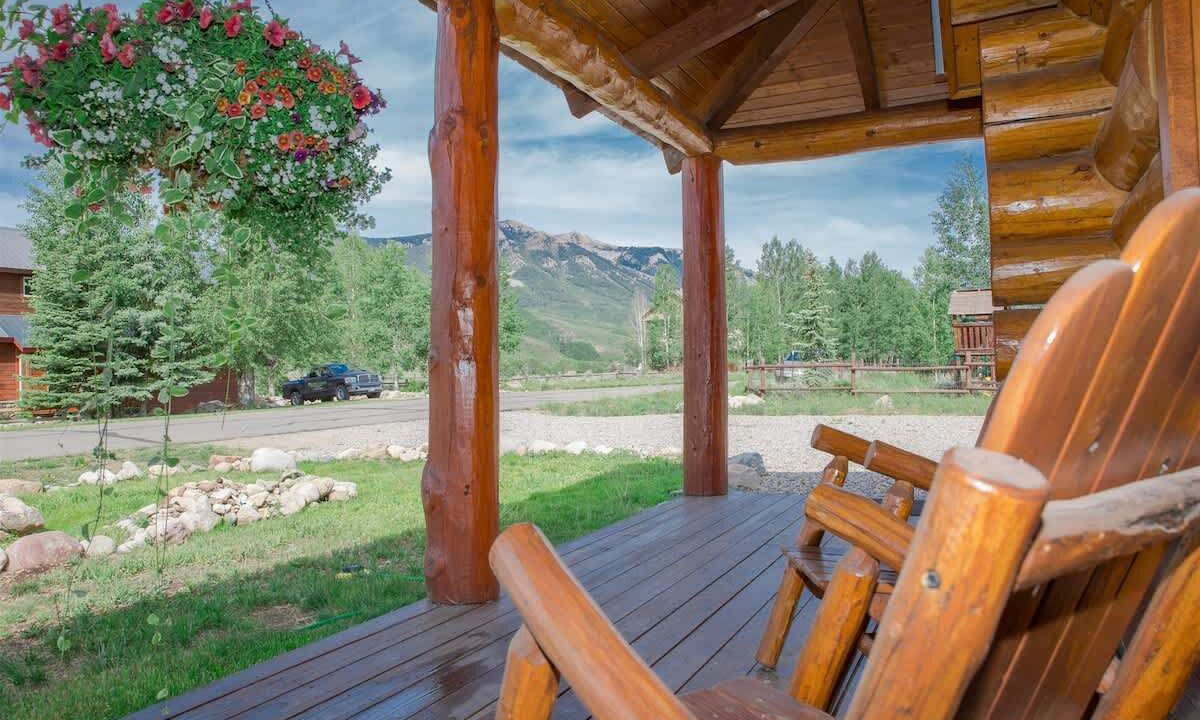 Photo of Patio Balcony in Crested Butte South