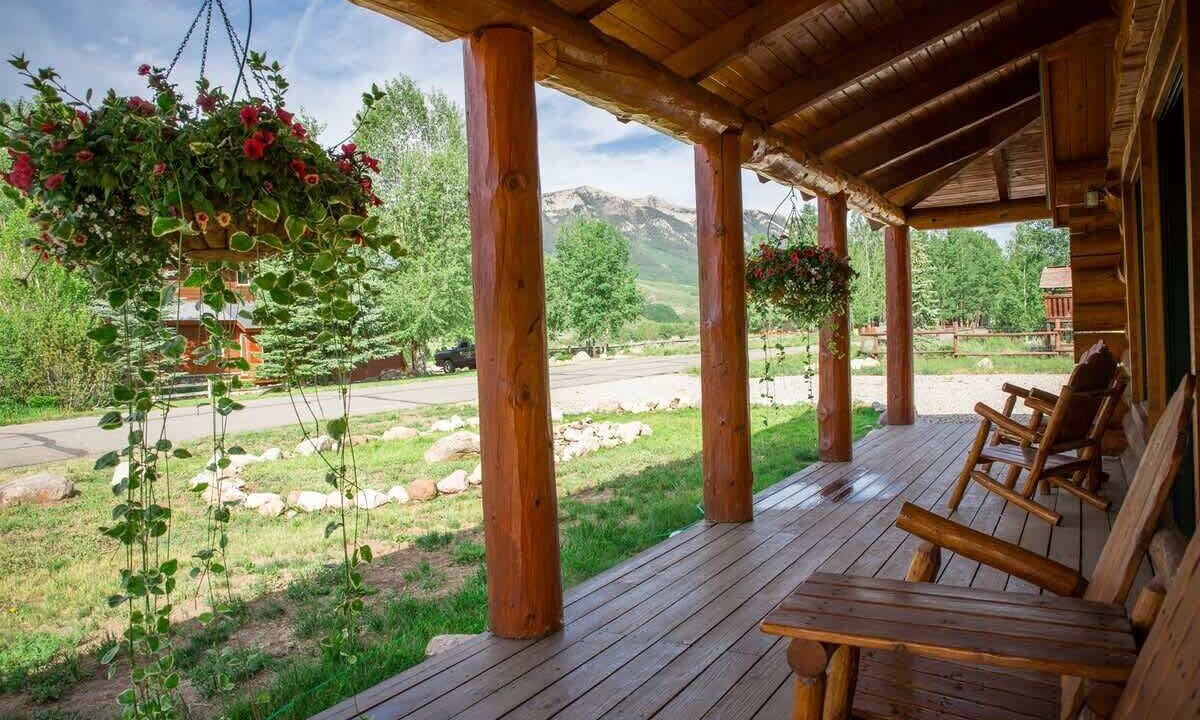 Photo of Patio Balcony in Crested Butte South