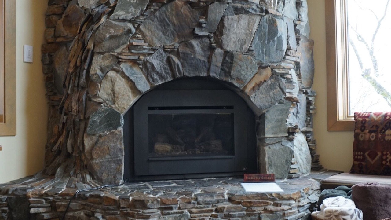 Photo of Livingroom in Yosemite West