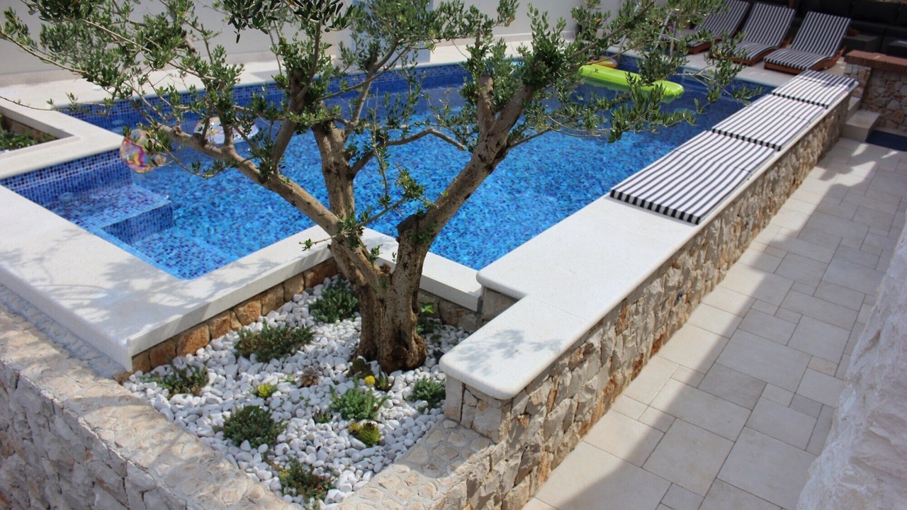 Photo of Outdoor in Slatine