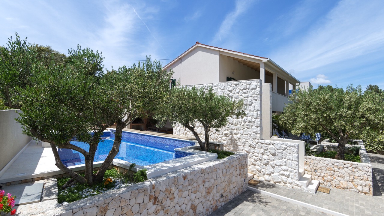 Photo of Outdoor in Slatine