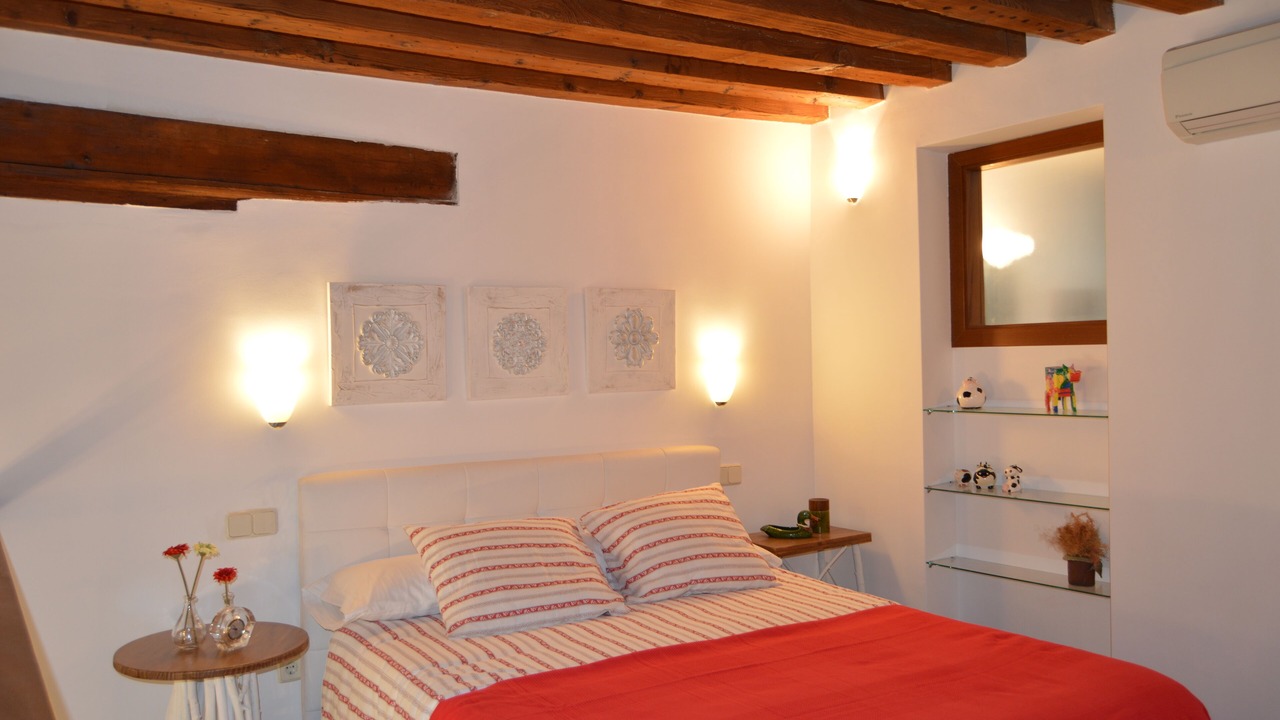 Photo of Bedroom in Toledo City Center