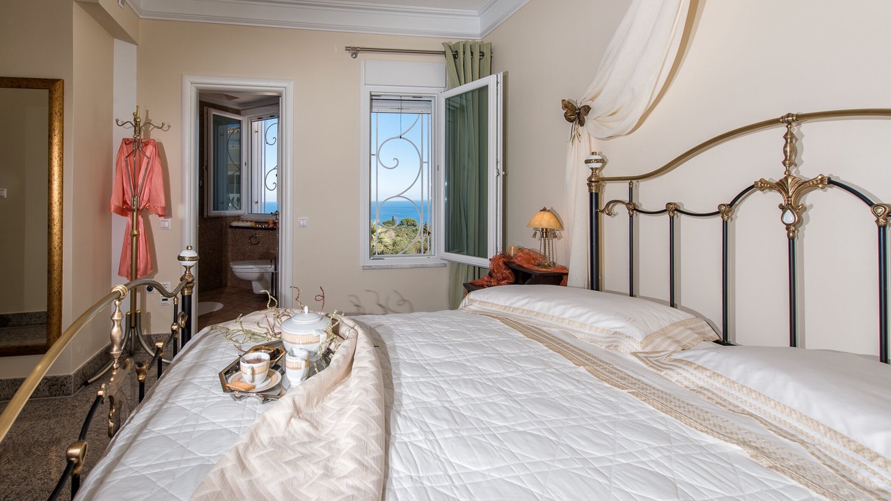 Photo of Bedroom in Akrotiri