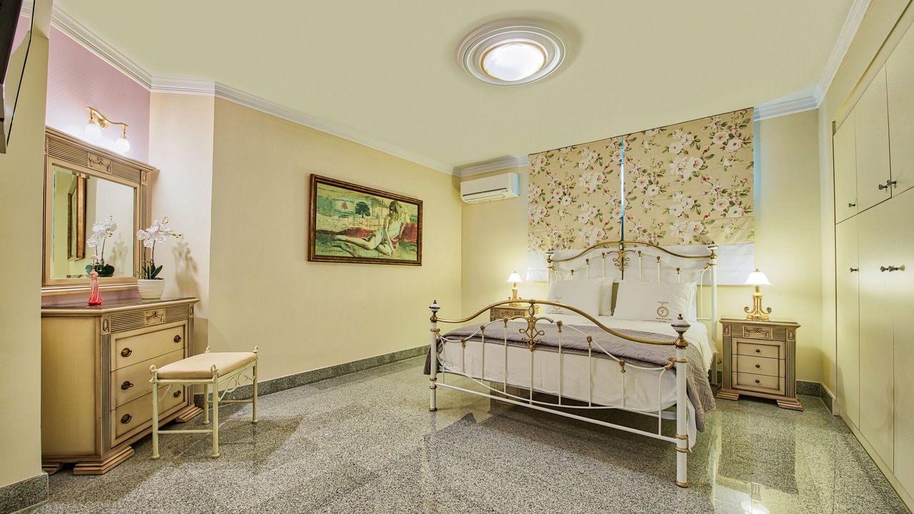 Photo of Bedroom in Akrotiri