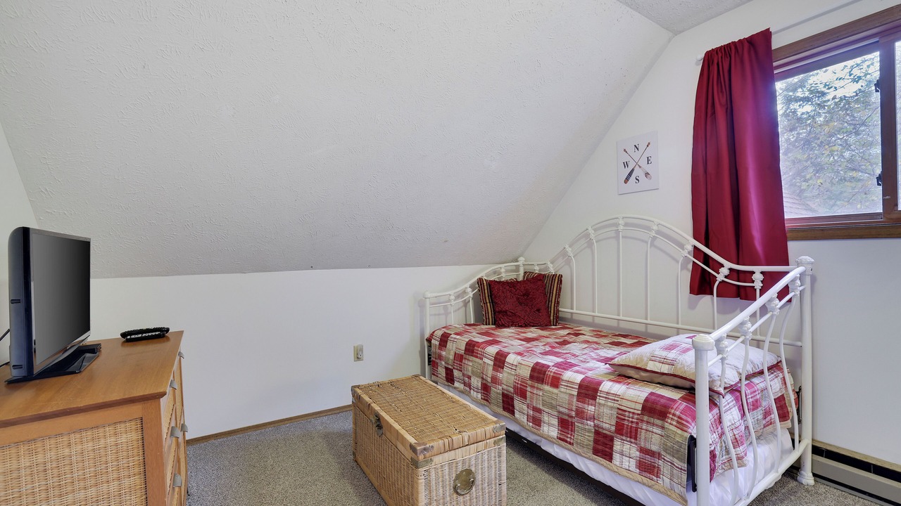 Photo of Bedroom in Tobyhanna