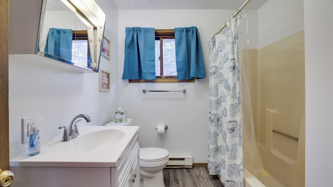 Photo of Bathroom in Tobyhanna