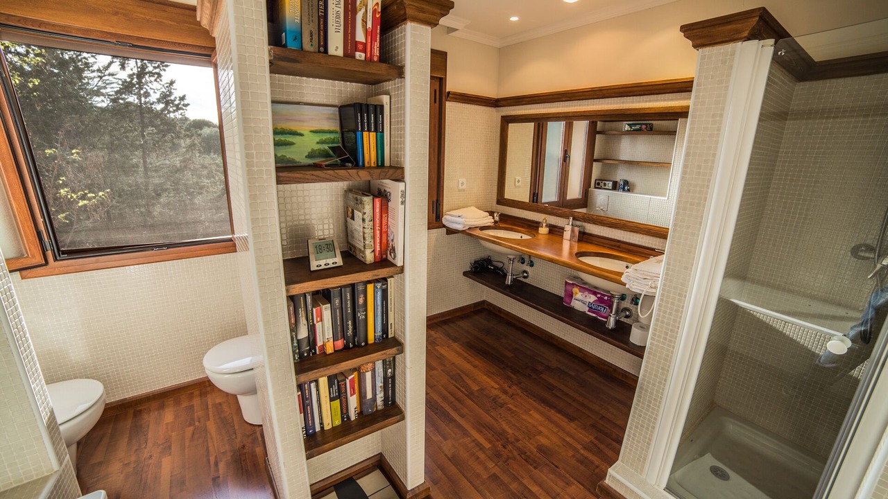 Photo of Bathroom in Province of Toledo