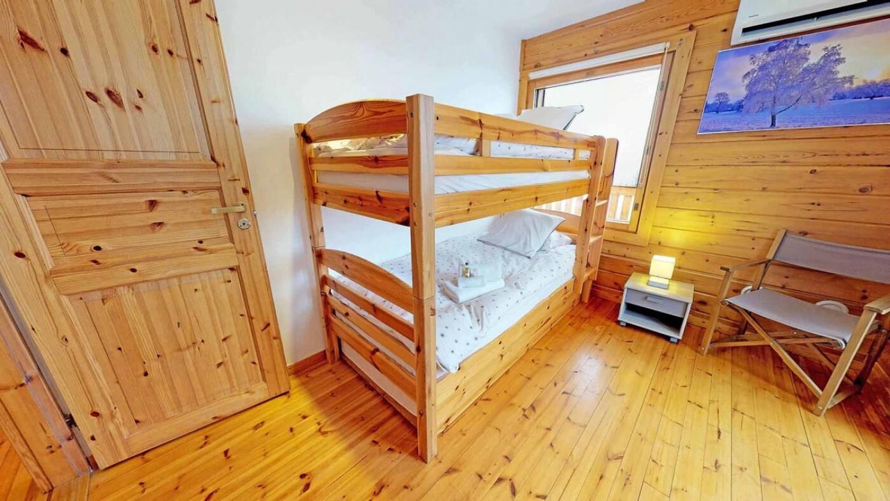 Photo of Bedroom in Les Allues