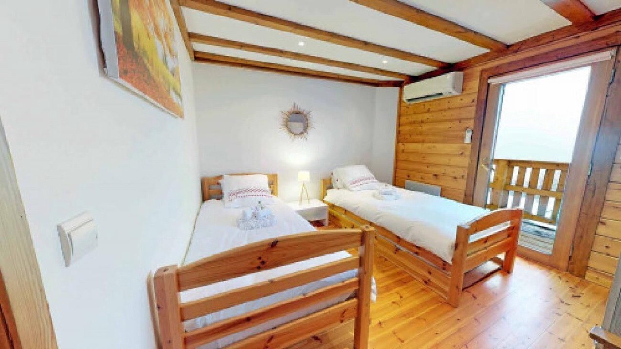 Photo of Bedroom in Les Allues