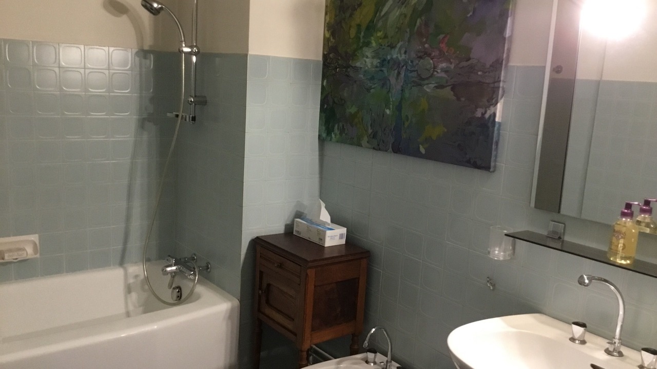 Photo of Bathroom in Centre Ville