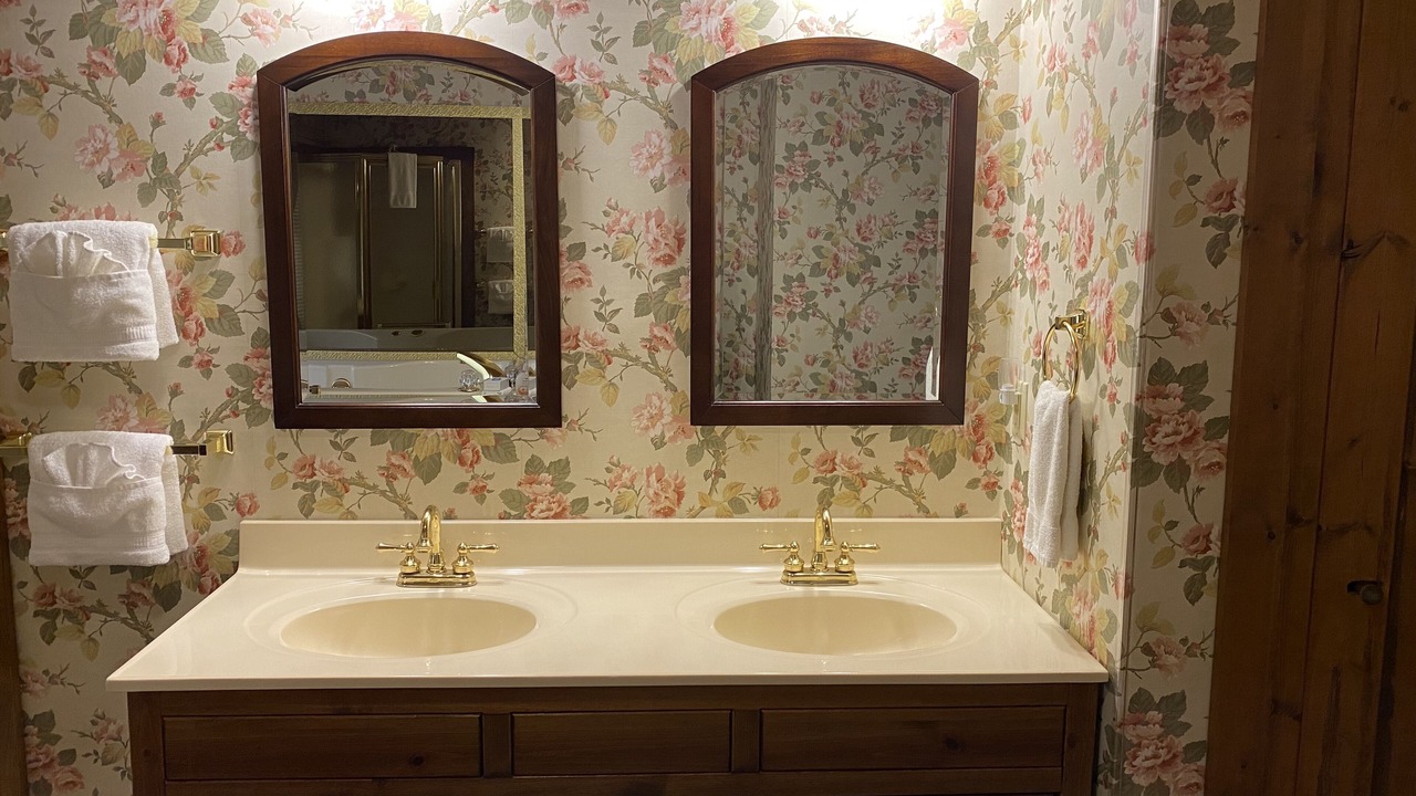 Photo of Bathroom in Pigeon Forge