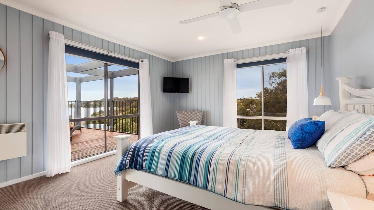 Photo of Bedroom in Lakes Entrance