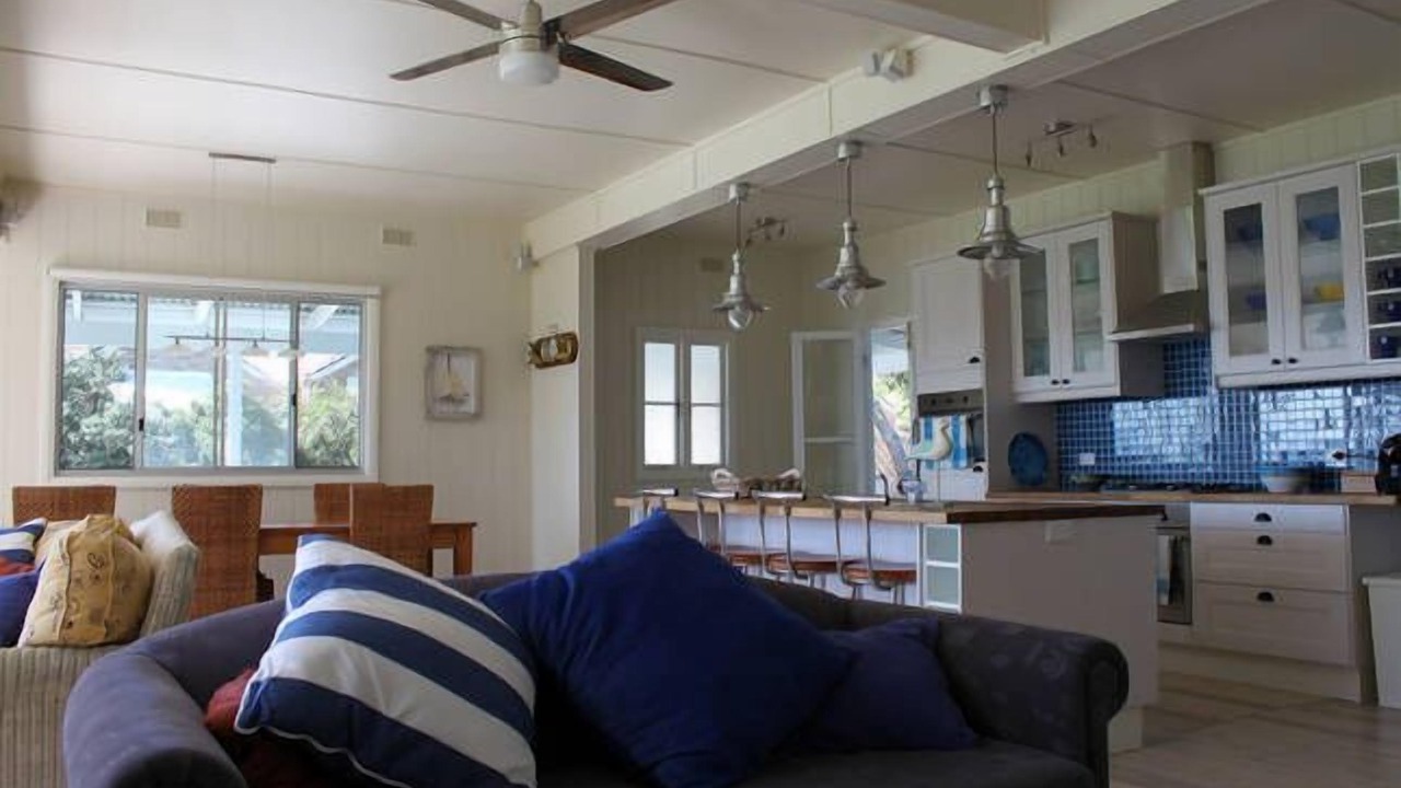 Photo of Livingroom in Currarong