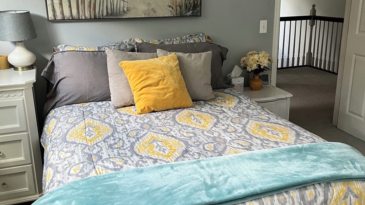 Photo of Others in Crystal