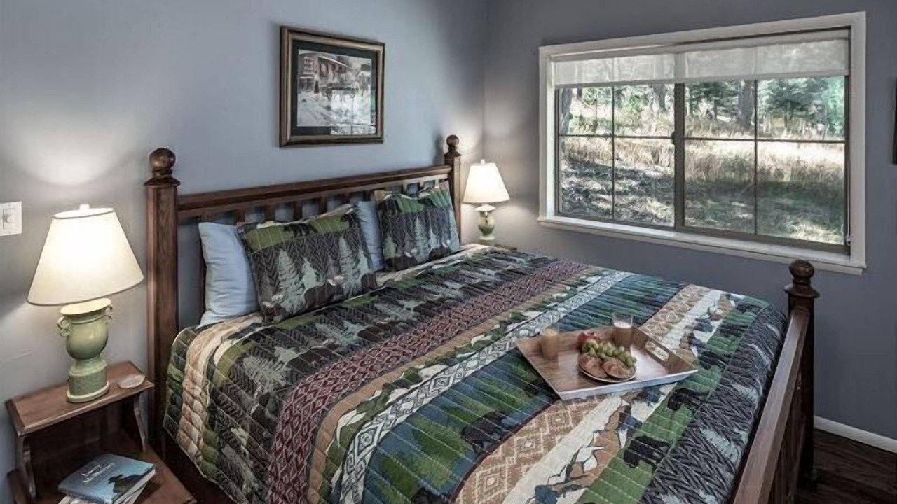Photo of Bedroom in Ruidoso