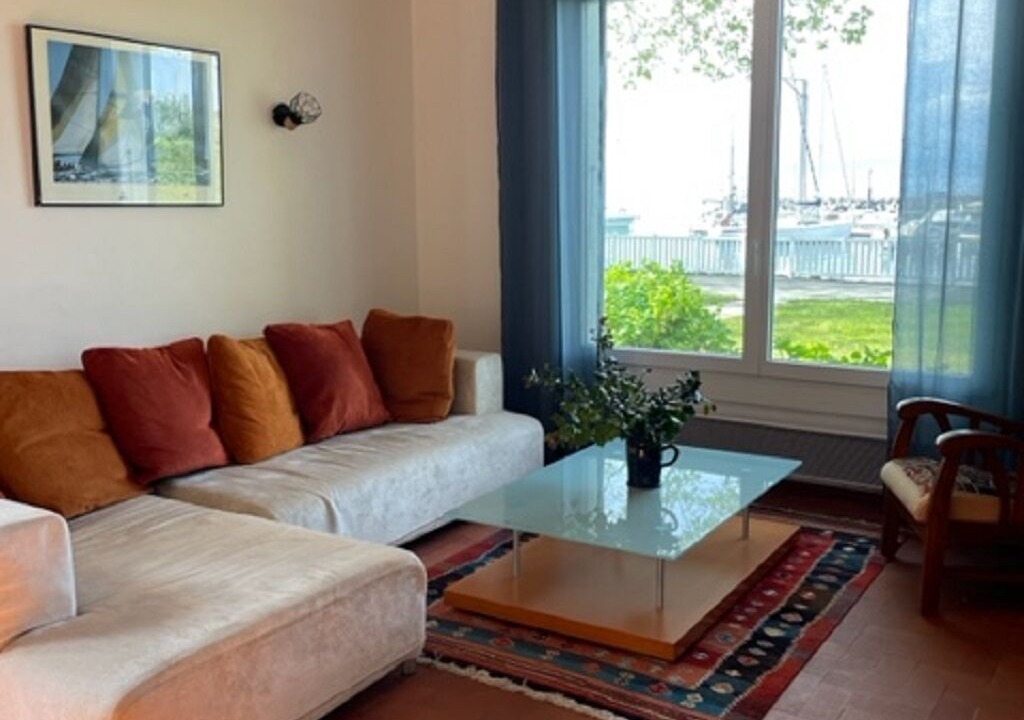 Photo of Livingroom in Sciez