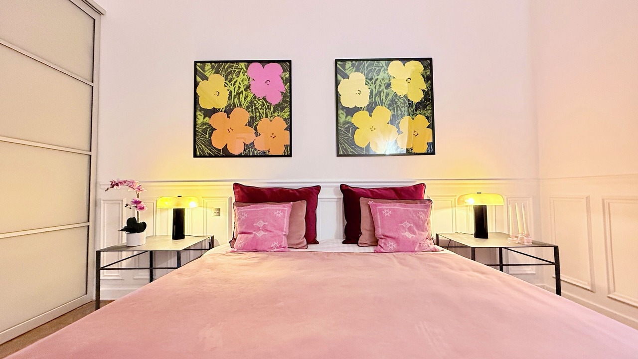 Photo of Bedroom in Arts-et-Metiers