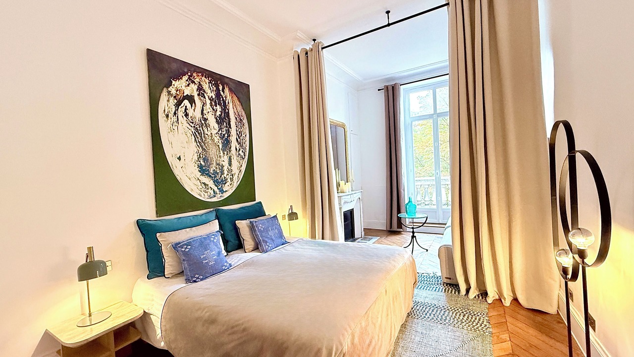 Photo of Bedroom in Arts-et-Metiers