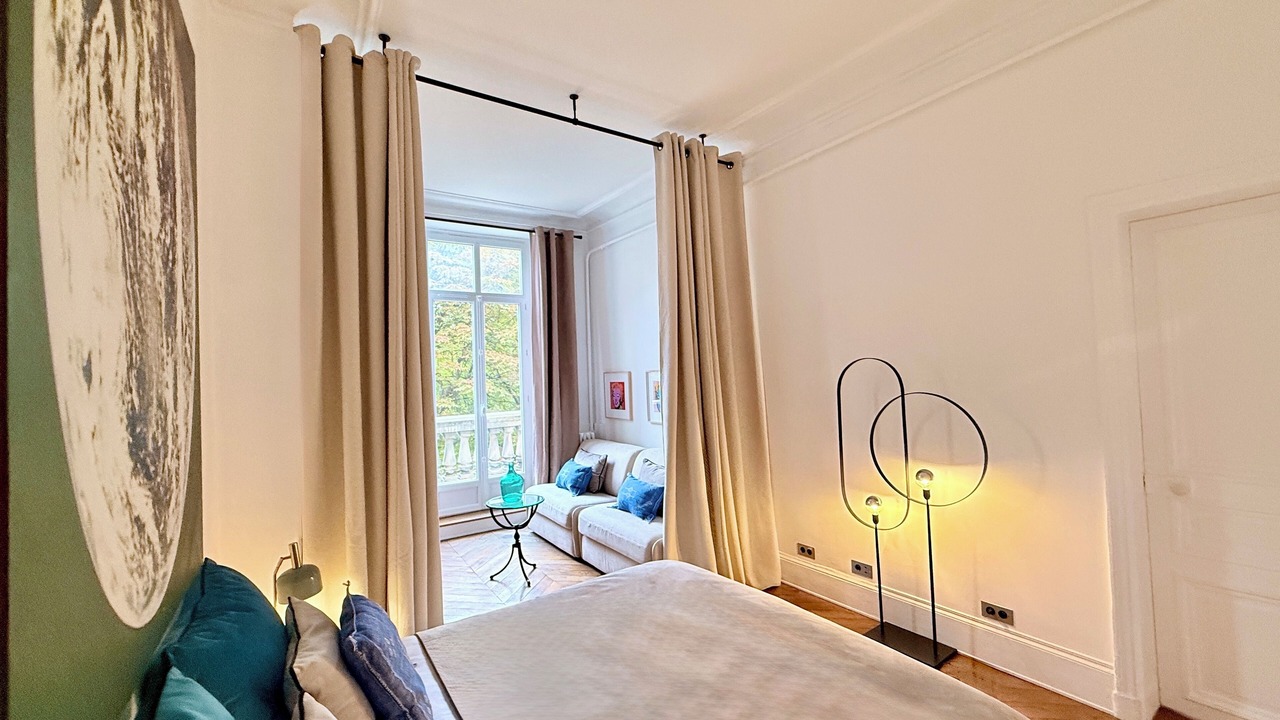 Photo of Bedroom in Arts-et-Metiers