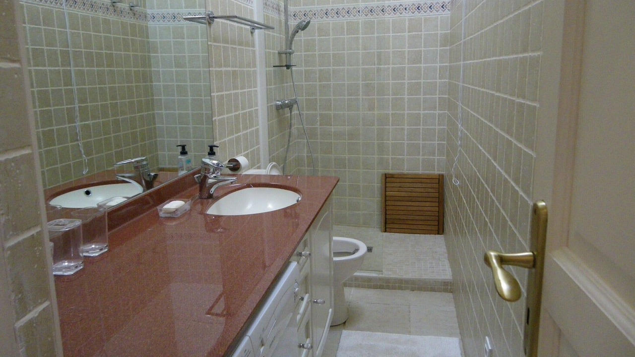 Photo of Bathroom in La Fuye-Velpeau