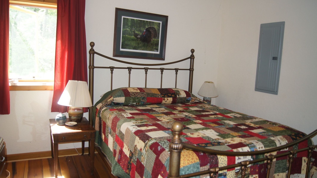 Photo of Bedroom in Millboro Springs