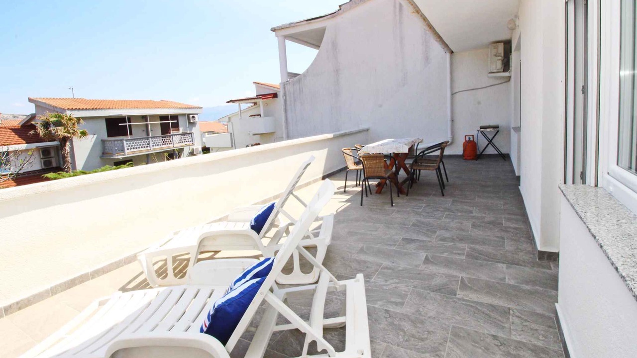 Photo of Patio Balcony in Baska