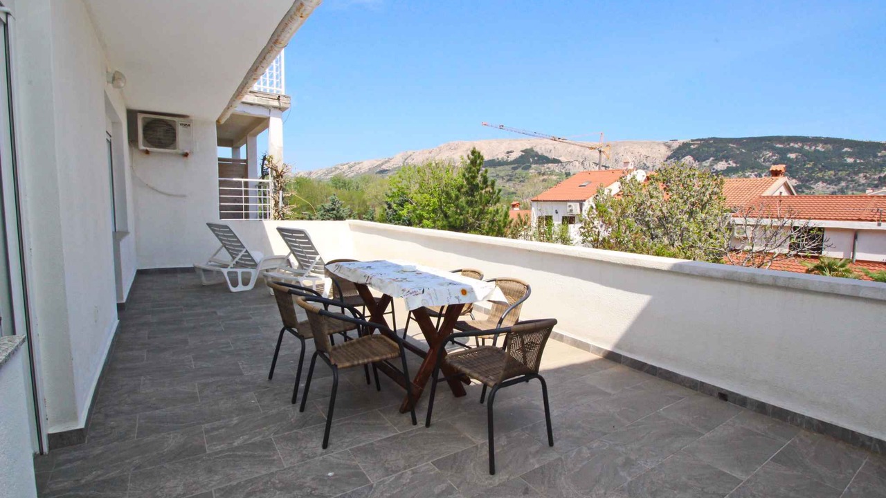 Photo of Patio Balcony in Baska