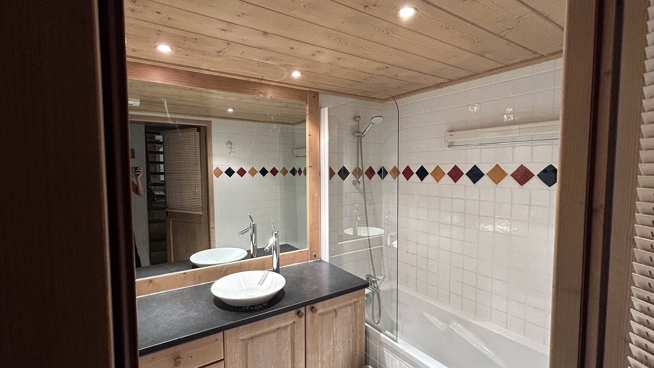 Photo of Bathroom in Saint-Martin-de-Belleville