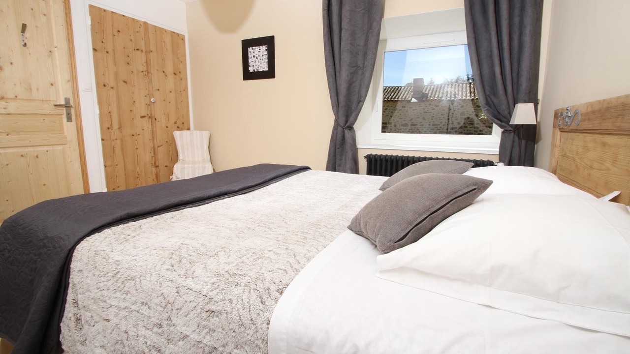Photo of Bedroom in Annonay