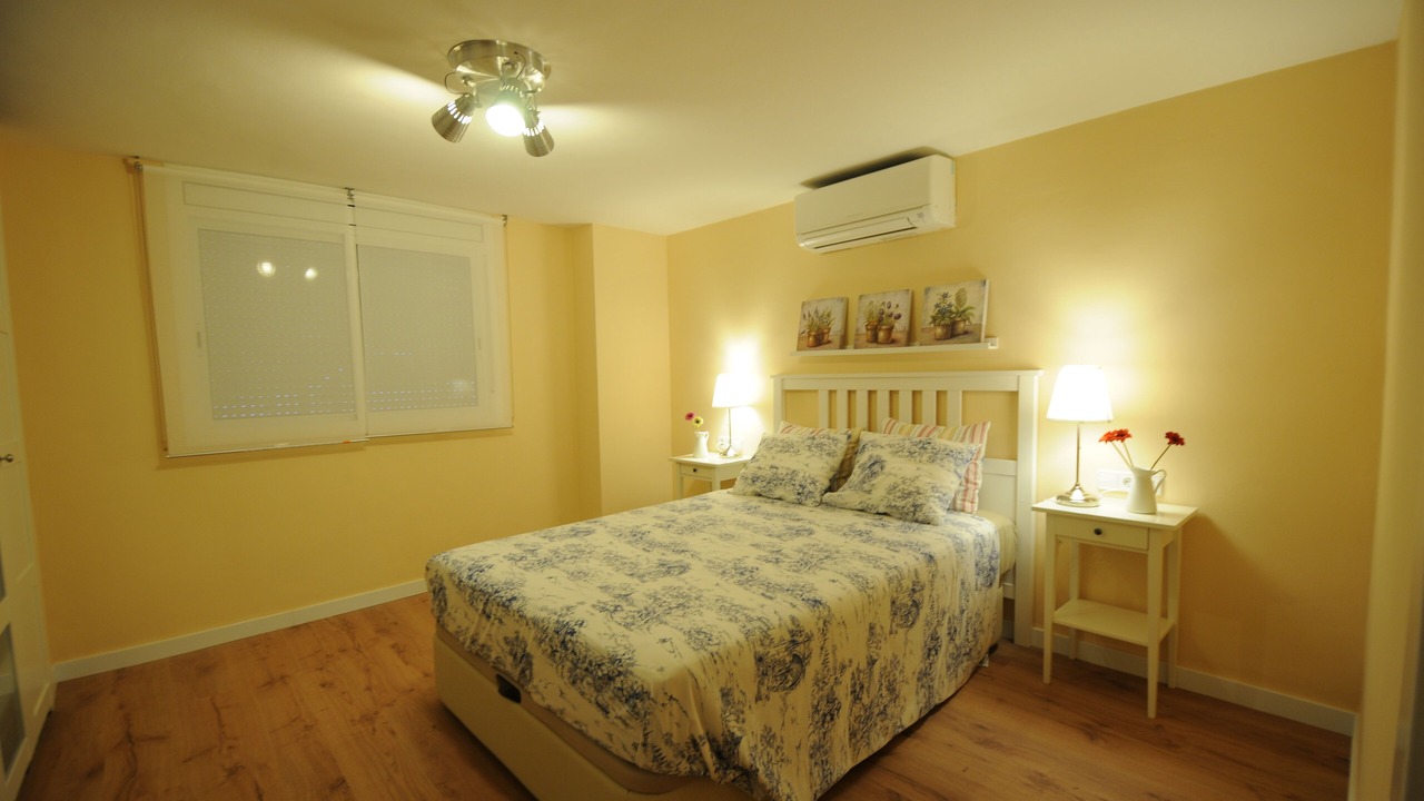 Photo of Bedroom in El Poble-sec