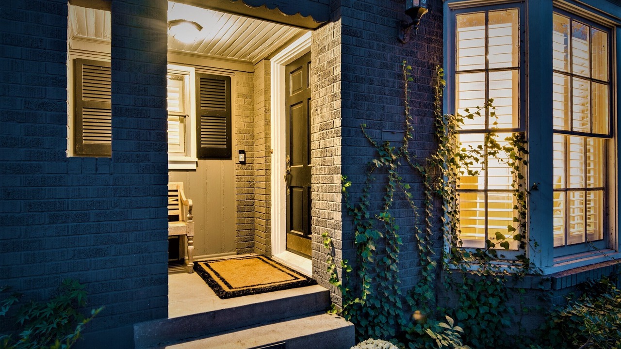 Photo of Outdoor in Oak Lawn